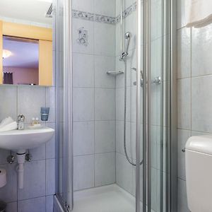 Pokój typu standard z dwoma pojedynczymi łóżkami